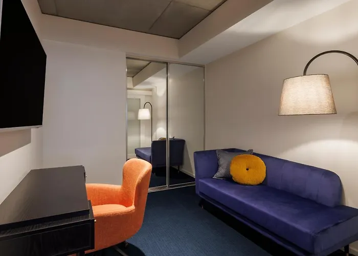 Deluxe Studio