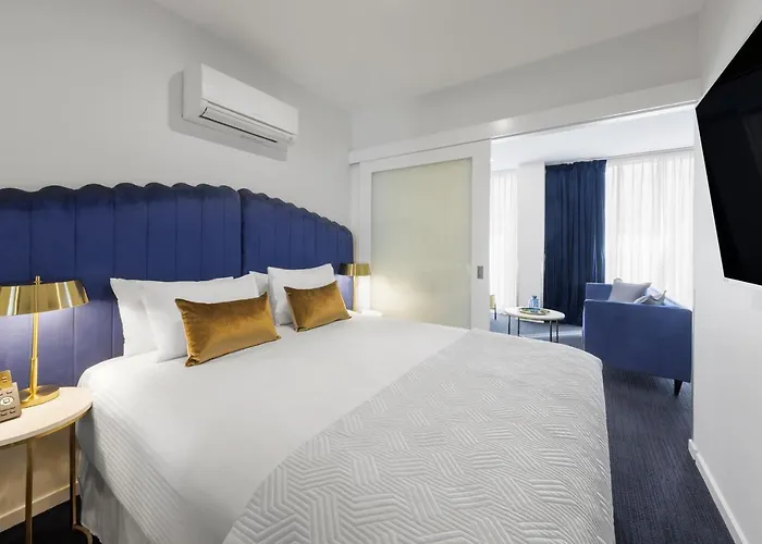 One-Bedroom Suite